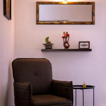 Kolev - Two Bedroom Cozy Apartament *