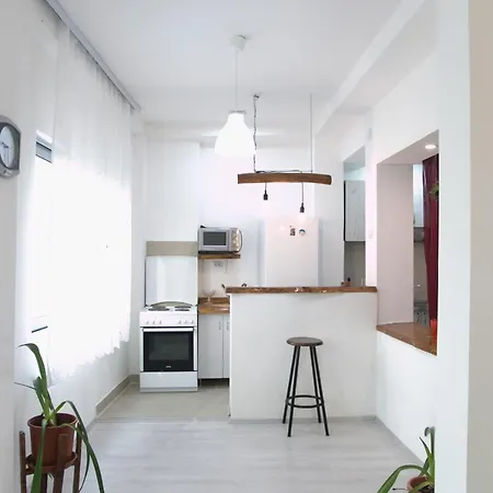 Kolev - Two Bedroom Cozy Apartament Scopia