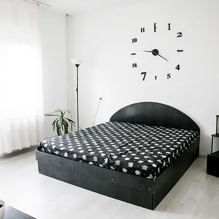 Apartament Kolev - Two Bedroom Cozy Scopia